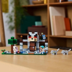 LEGO® Minecraft® 21261 Vlčí pevnost
