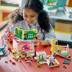 LEGO® Friends 41748 Komunitní centrum v městečku Heartlake
