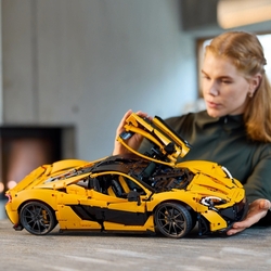 LEGO® Technic 42172 McLaren P1™