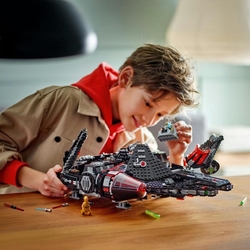 LEGO® Star Wars™ 75389 Temný Falcon
